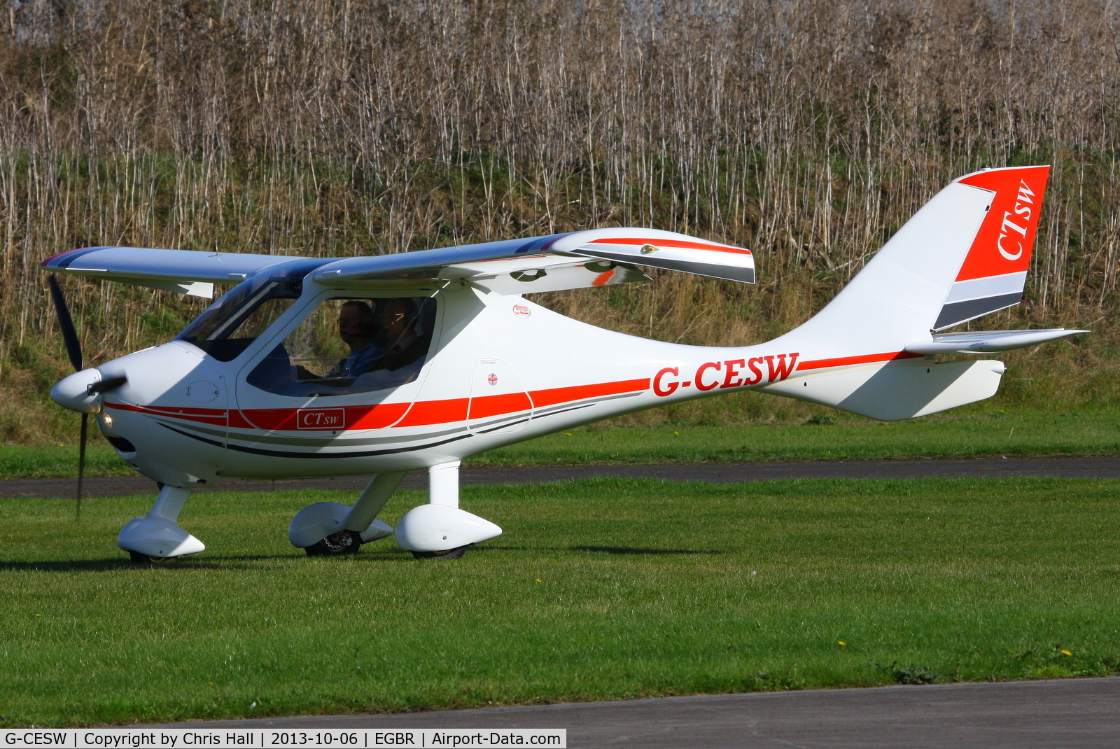 G-CESW, 2007 Flight Design CTSW C/N 8296, at Breighton's Pre Hibernation Fly-in, 2013