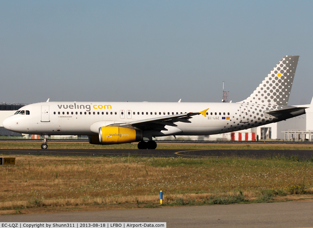EC-LQZ, 2003 Airbus A320-232 C/N 1933, Taxiing holding point rwy 32R for departure...