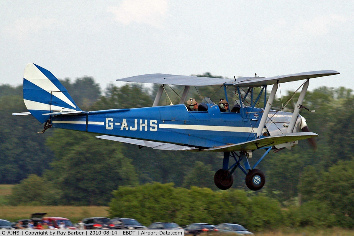 G-AJHS, 1941 De Havilland DH-82A Tiger Moth II C/N 82121, De Havilland DH.82A Tiger Moth [82121] Schaffen-Diest~OO 14/08/2010