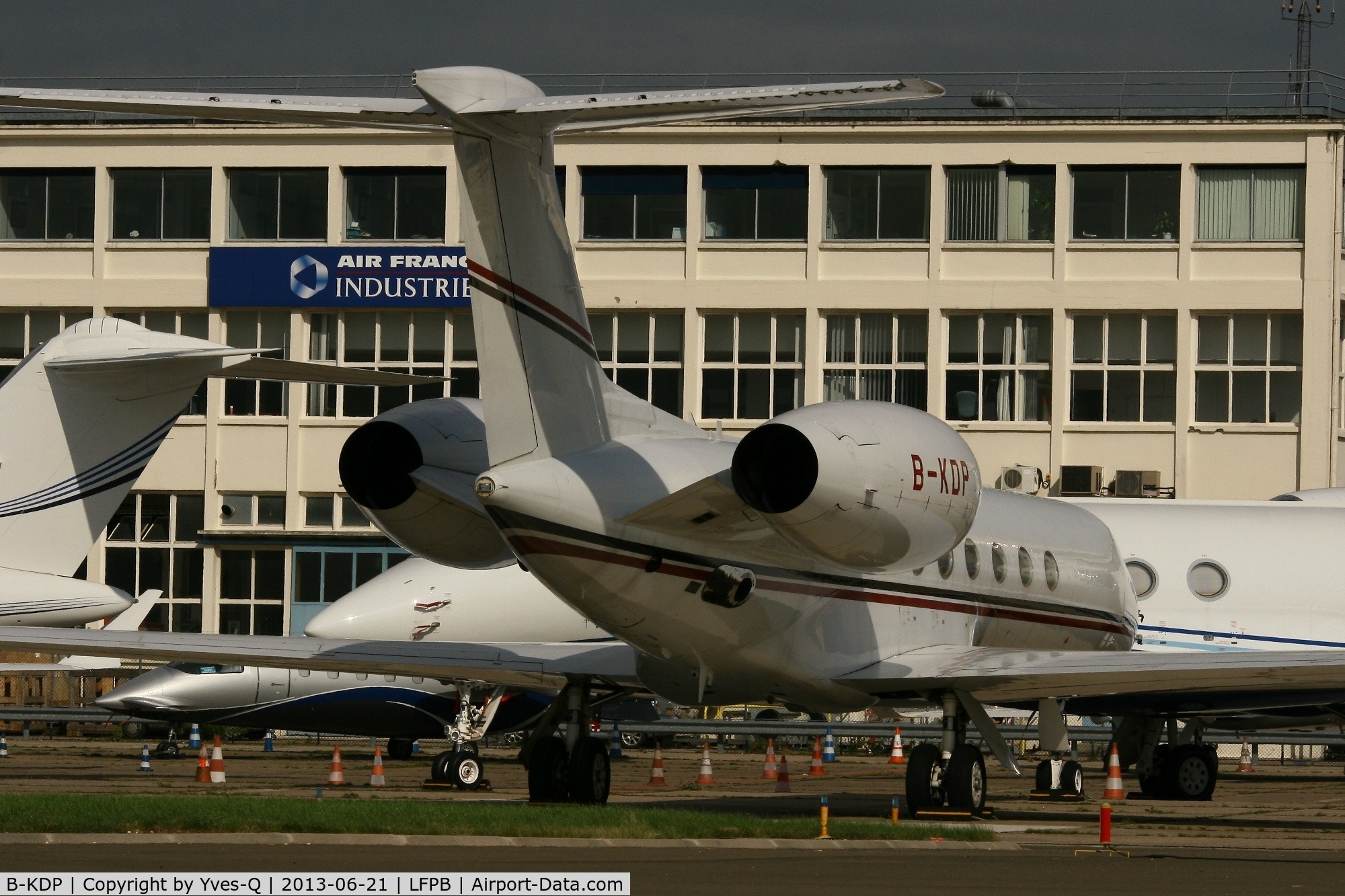 B-KDP, 1997 Gulfstream Aerospace G-V C/N 514, GULFSTREAM G-V, Paris-Le Bourget Airport (LFPB-LBG)