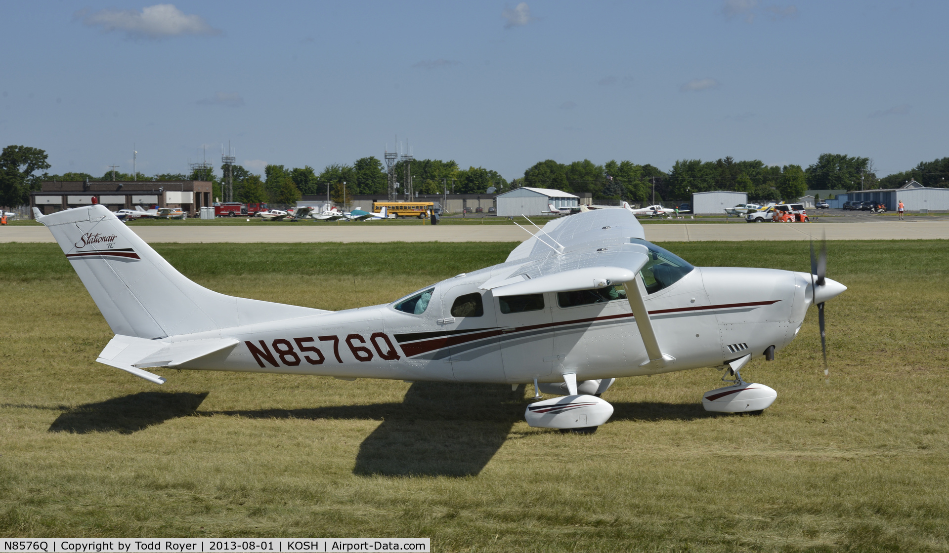 N8576Q, 1976 Cessna TU206F Turbo Stationair C/N U20603432, Airventure 2013