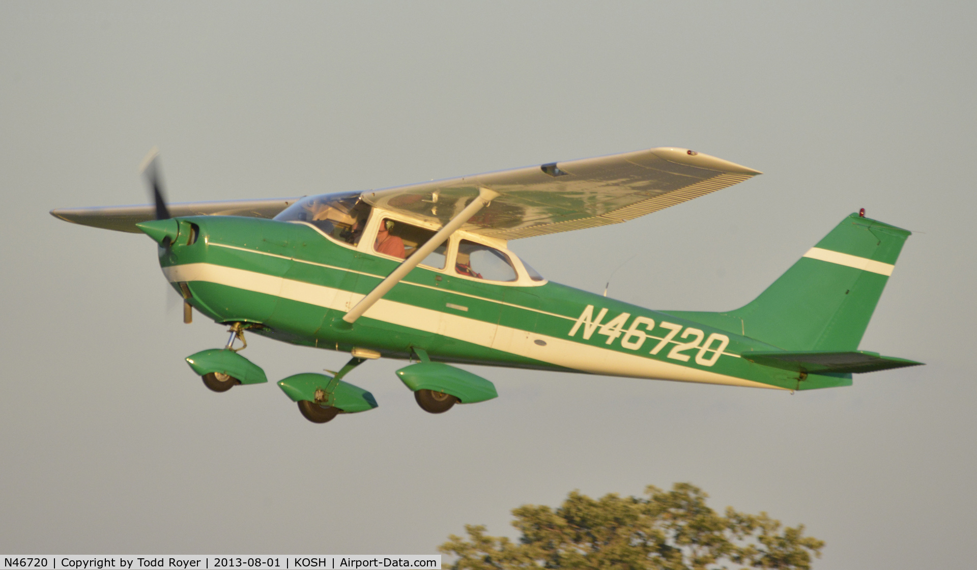 N46720, 1968 Cessna 172K Skyhawk C/N 17257451, Airventure 2013