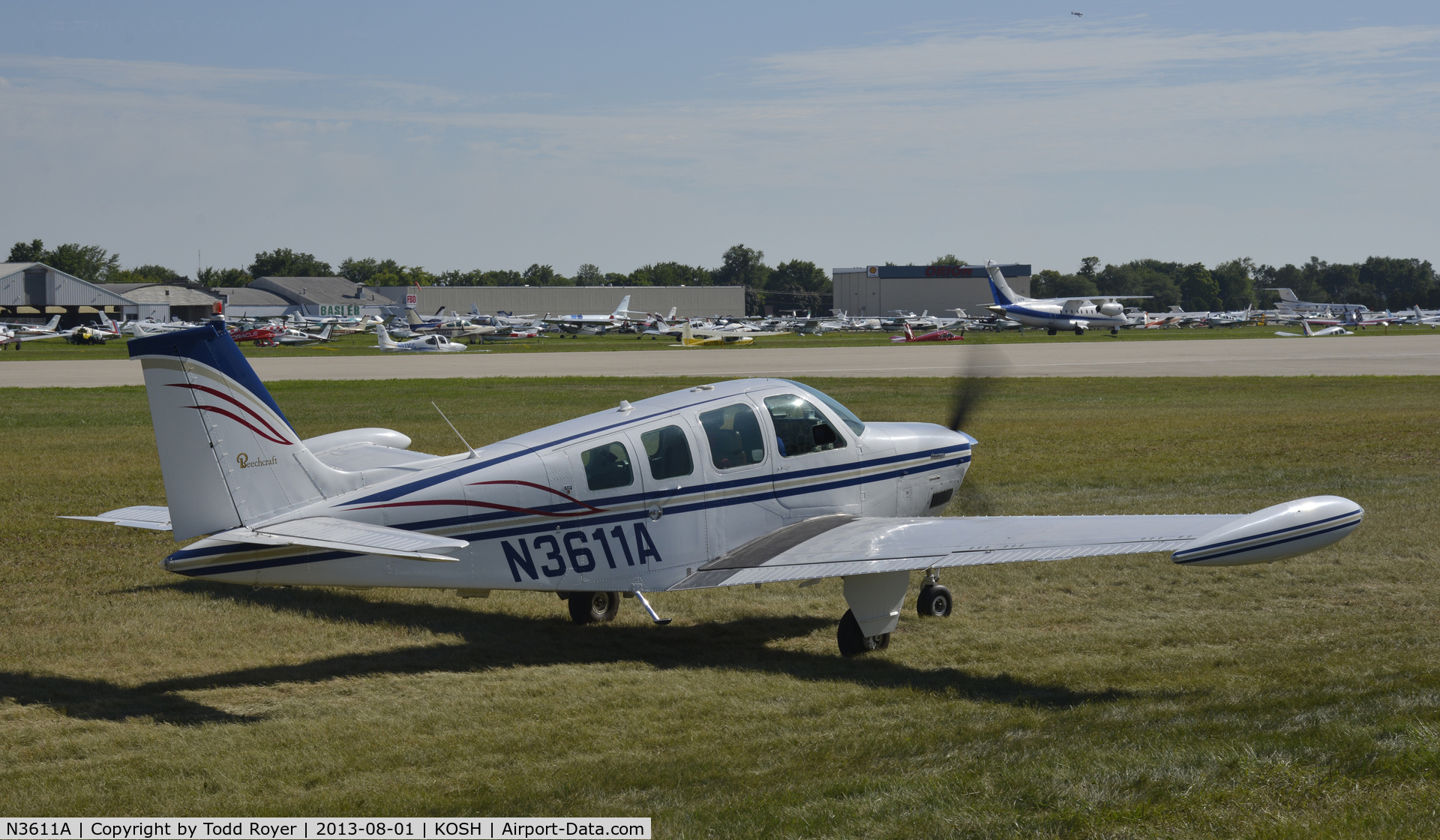 N3611A, 1979 Beech A36 Bonanza 36 C/N E-1472, Airventure 2013
