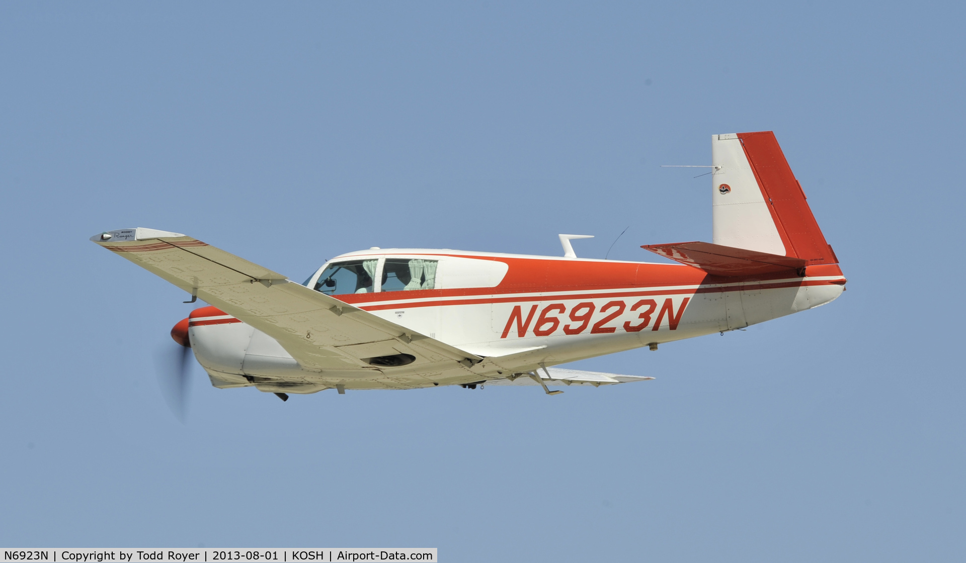 N6923N, 1968 Mooney M20C Ranger C/N 680181, Airventure 2013