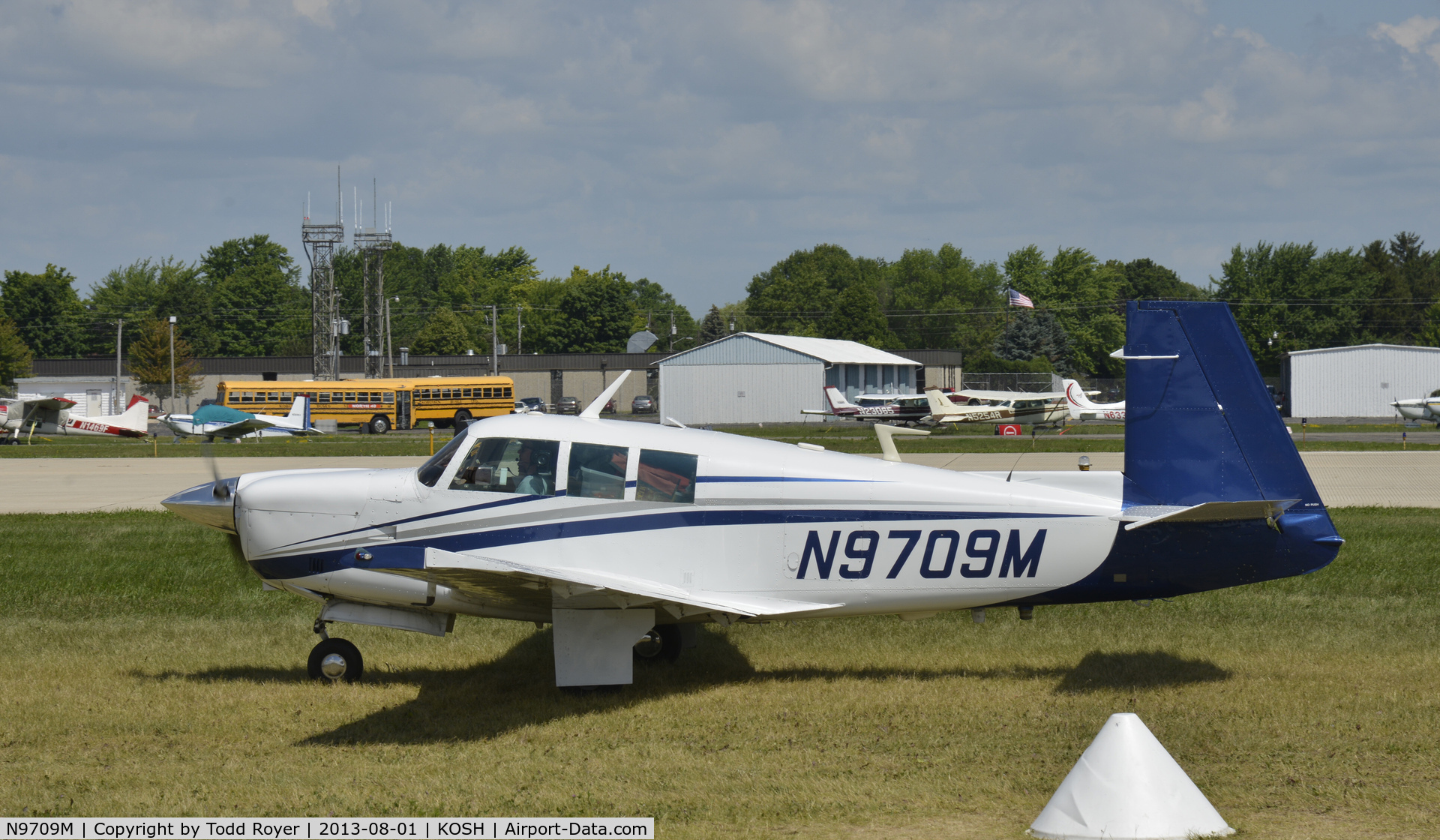 N9709M, 1967 Mooney M20F Executive C/N 670269, Airventure 2013