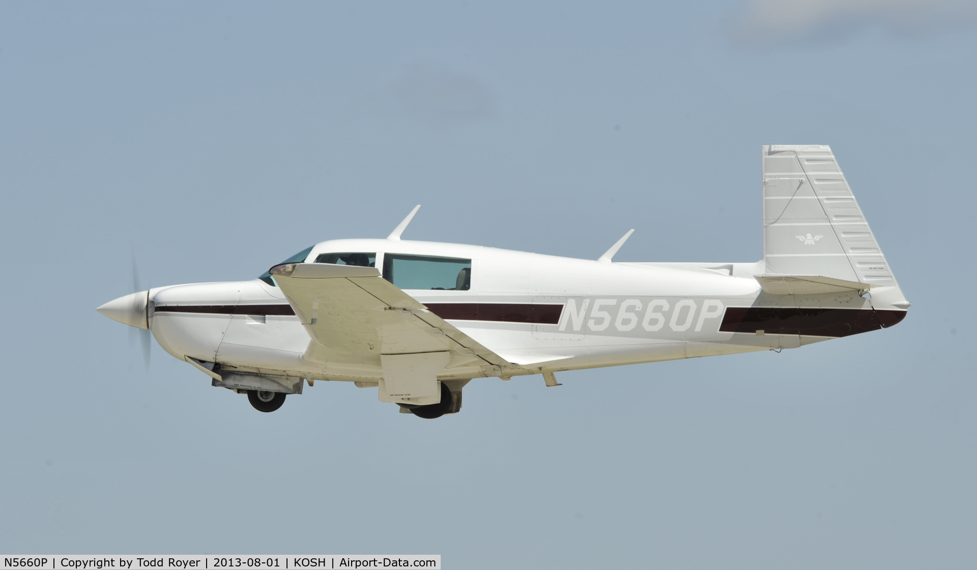 N5660P, 1983 Mooney M20J 201 C/N 24-1391, Airventure 2013