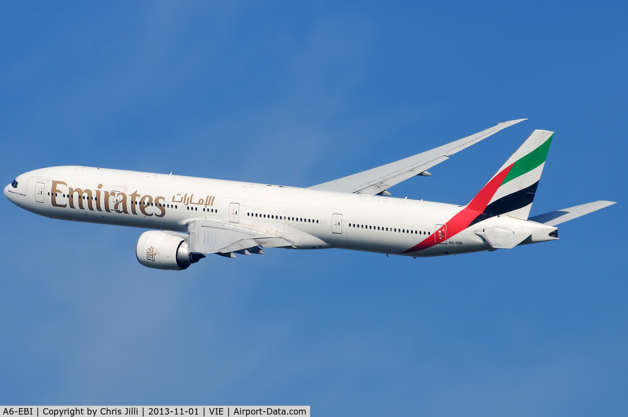 A6-EBI, 2005 Boeing 777-36N/ER C/N 32785, Emirates