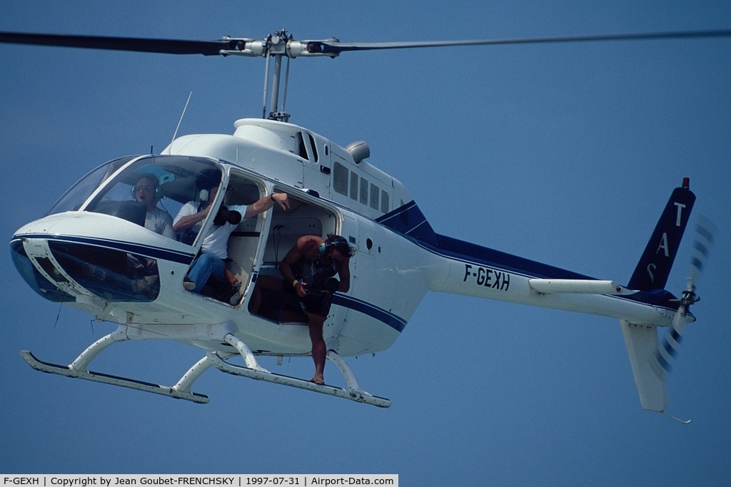 F-GEXH, Bell 206B JetRanger II C/N 1236, departure 