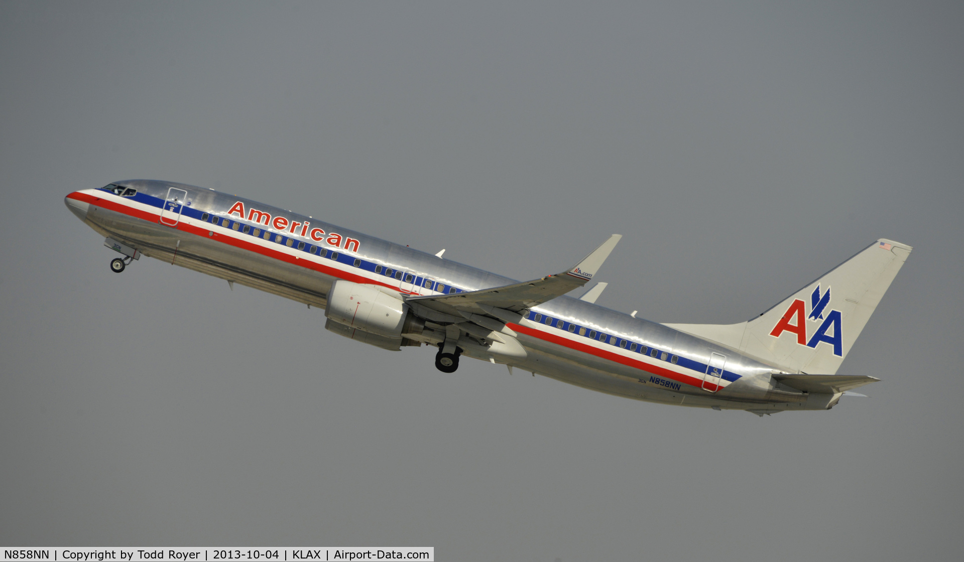 N858NN, Boeing 737-823 C/N 30904, Departing LAX