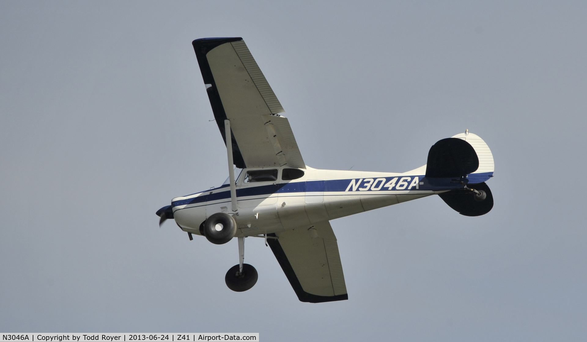N3046A, 1953 Cessna 170B C/N 25690, Landing at Lake Hood Strip