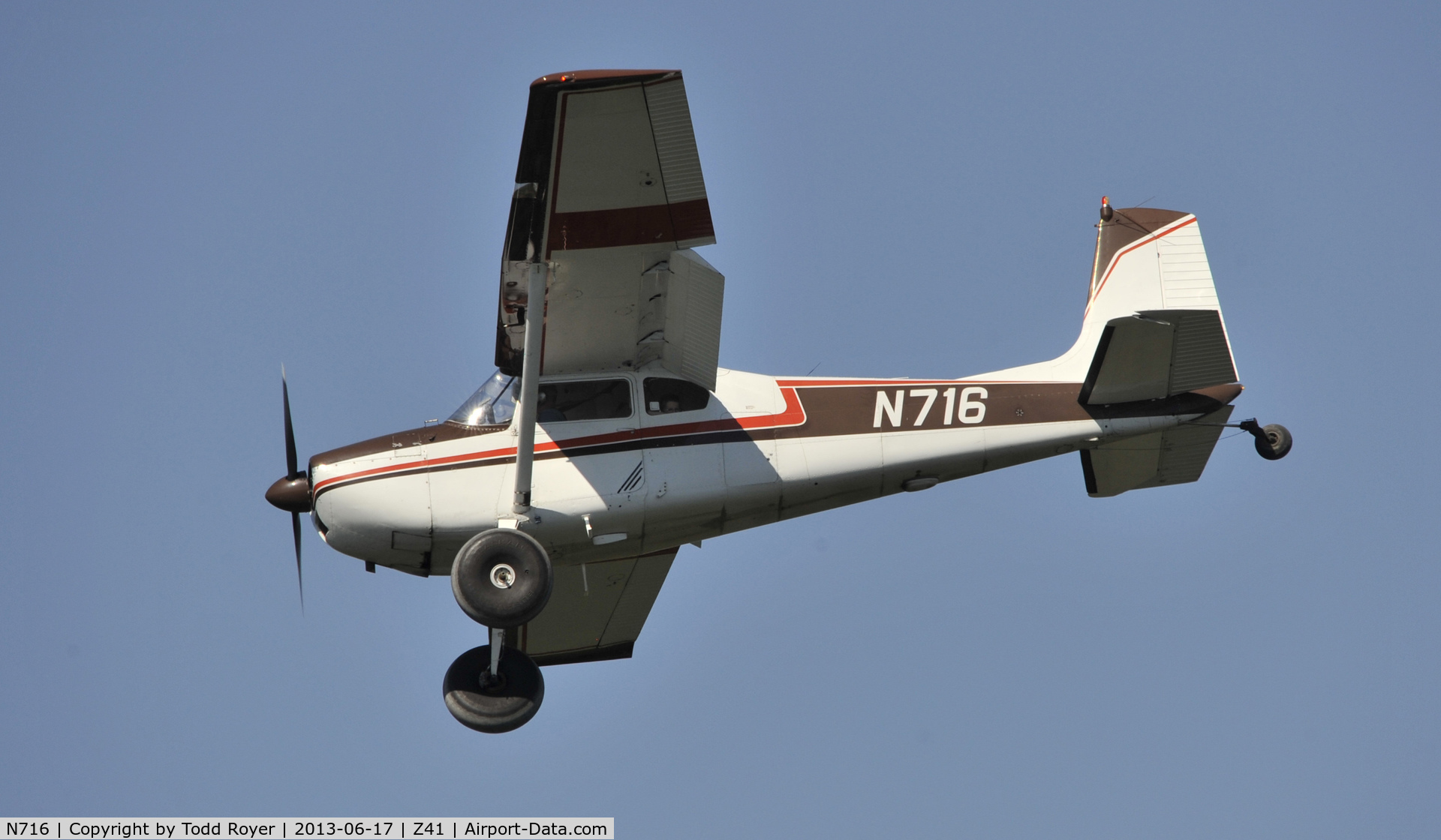 N716, 1961 Cessna 180E C/N 18051088, Landing at Lake Hood Strip