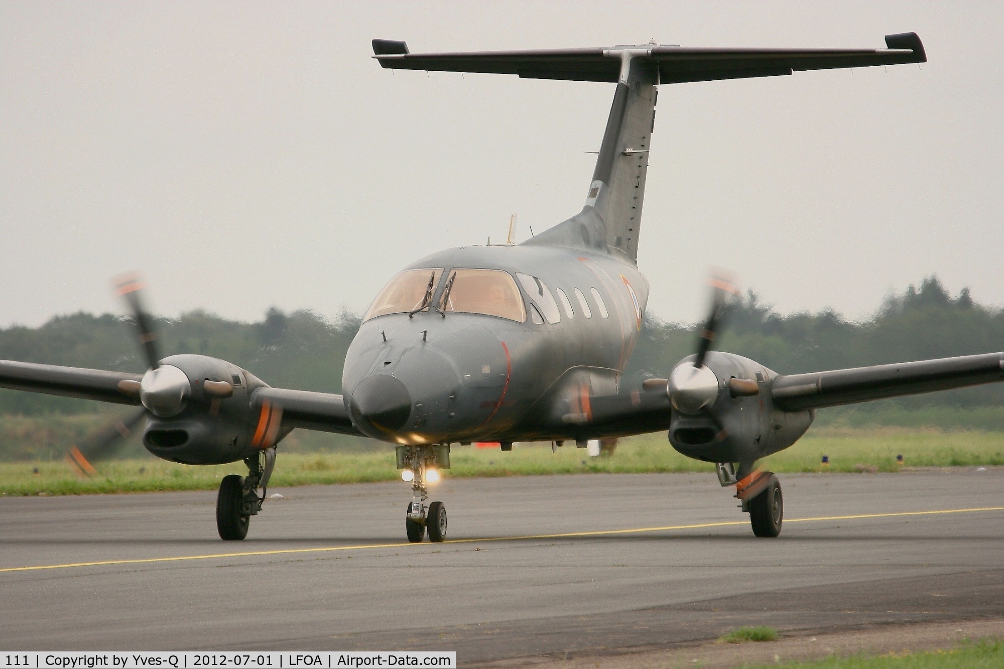111, Embraer EMB-121AA Xingu C/N 121111, French Air Force Embraer 121J Xingu (111-YQ), Taxying back Display, Avord Air Base 702 (LFOA)