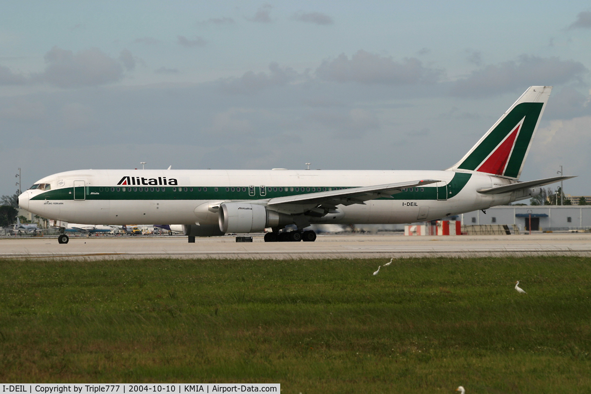 I-DEIL, 1996 Boeing 767-33A/ER C/N 28147, Alitalia