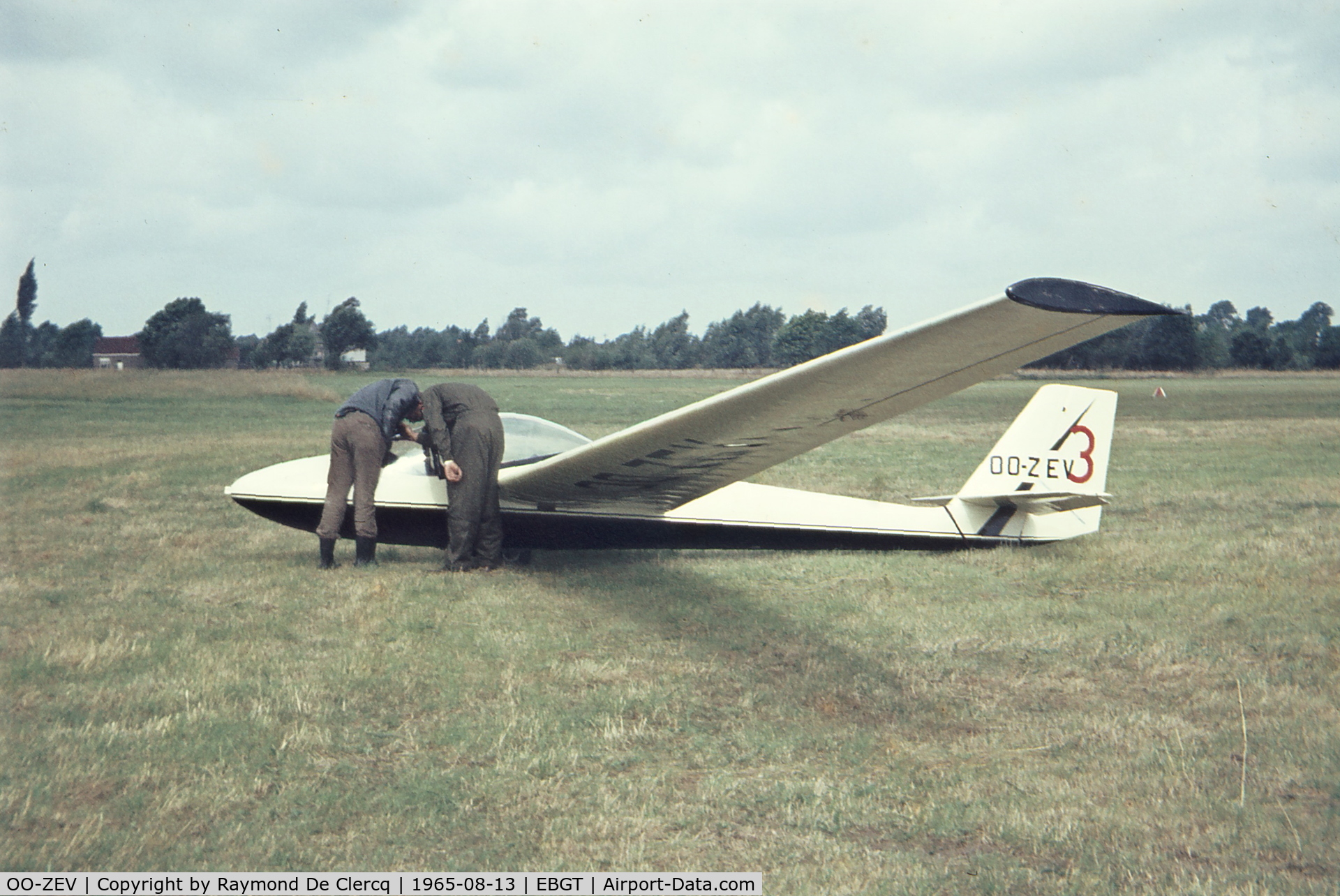 OO-ZEV, NV Vliegtuigbouw Sagitta C/N 09, Gent  13-8-1965