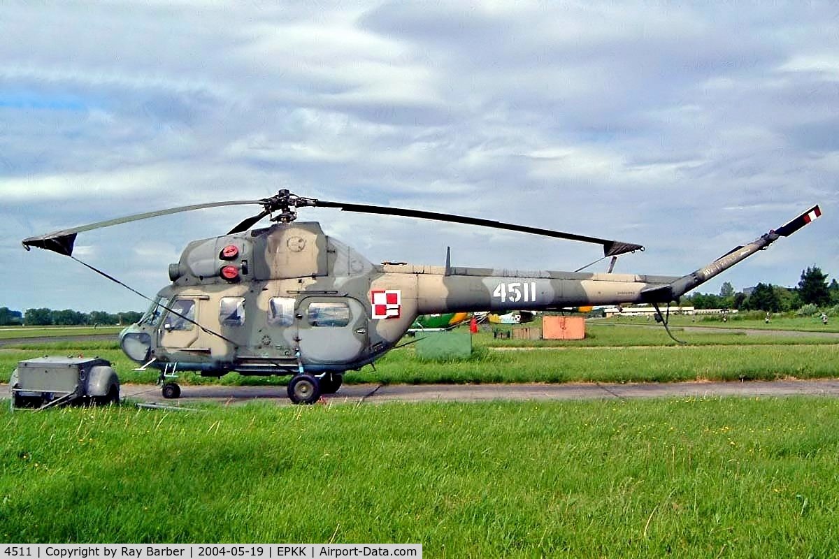 4511, Mil Mi-2RL C/N 554511125, Mil Mi-2RL Hoplite [554511125] (Polish Air Force) Cracow-Balice (John Paul II International)~SP 19/05/2004