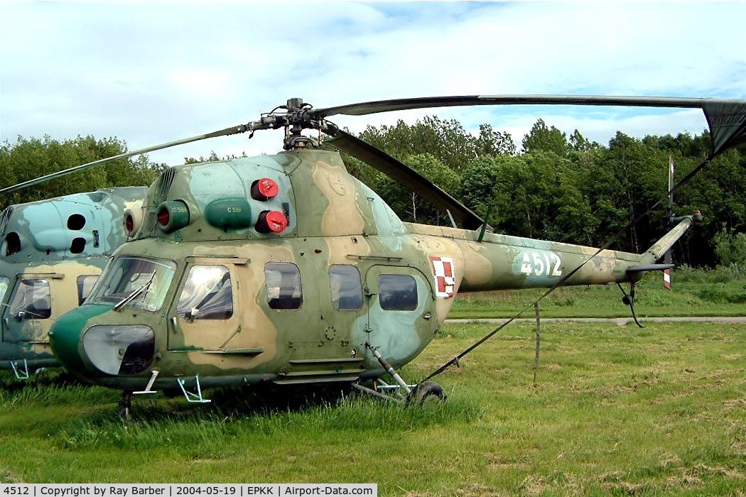 4512, MIL Mi-2RL C/N 554512125, Mil Mi-2RL Hoplite [554512125] (Polish Air Force) Cracow-Balice (John Paul II International)~SP 19/05/2004
