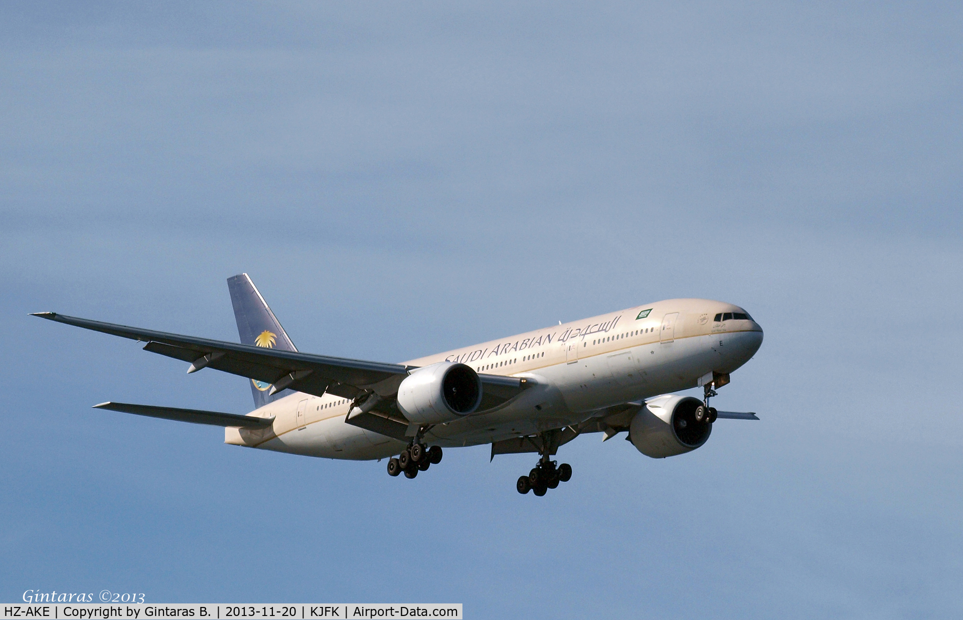 HZ-AKE, 1997 Boeing 777-268/ER C/N 28348, Going To A Landing on 4R, JFK