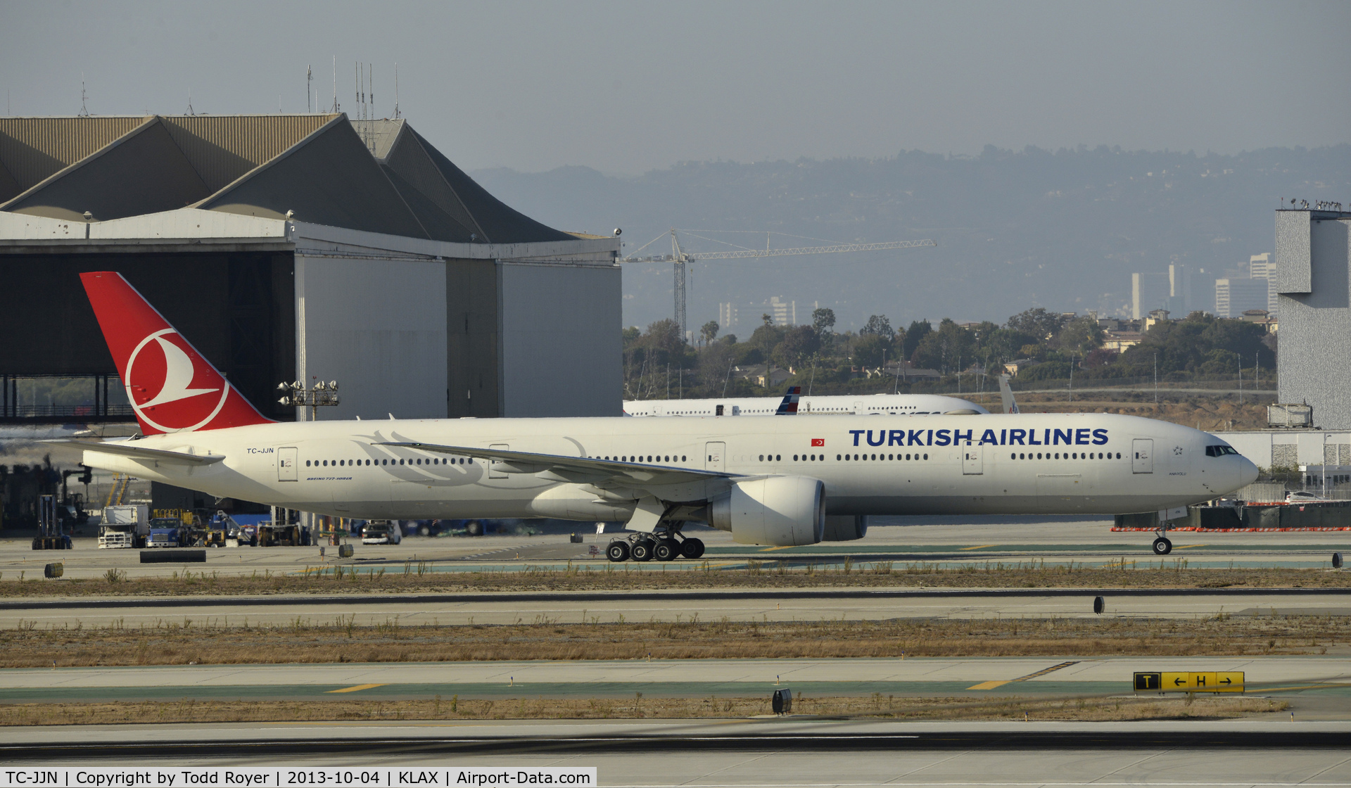 TC-JJN, 2011 Boeing 777-3F2/ER C/N 40795, Taxiing to parking at LAX