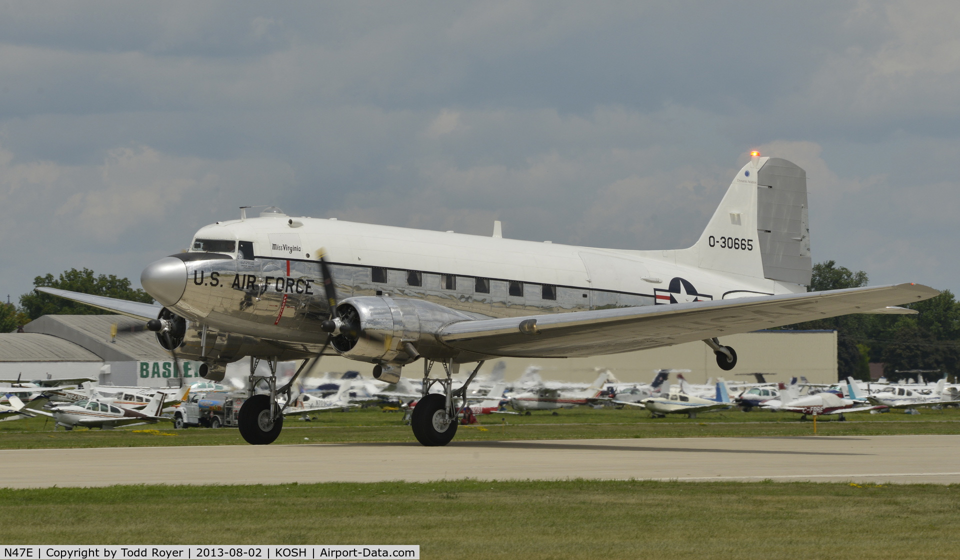 N47E, 1943 Douglas DC-3C (C-47A-60-DL) C/N 13816, Airventure 2013