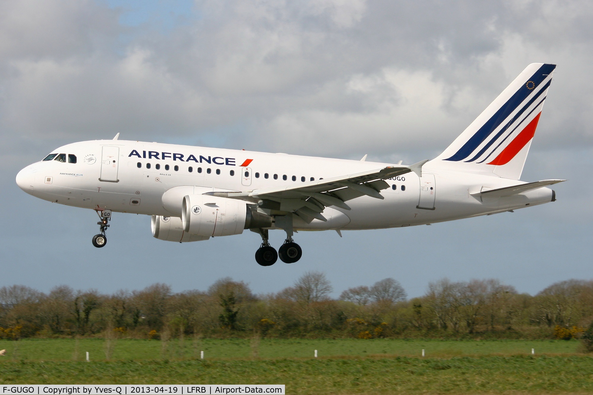 F-GUGO, 2006 Airbus A318-111 C/N 2951, Airbus A318-111, On final Rwy 25L, Brest-Bretagne Airport (LFRB-BES)