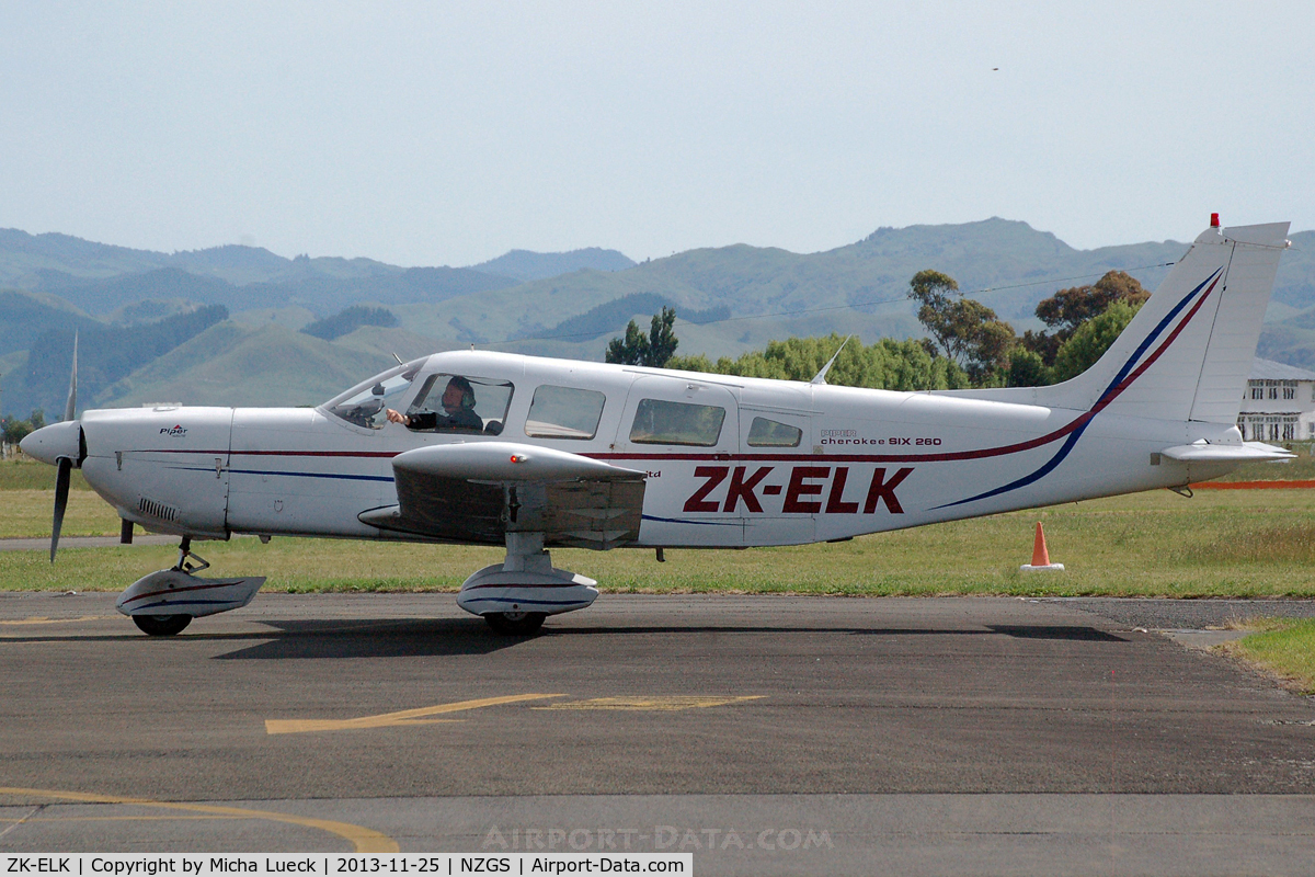 ZK-ELK, 1976 Piper PA-32-260 Cherokee Six Cherokee Six C/N 32-7600009, At Gisborne