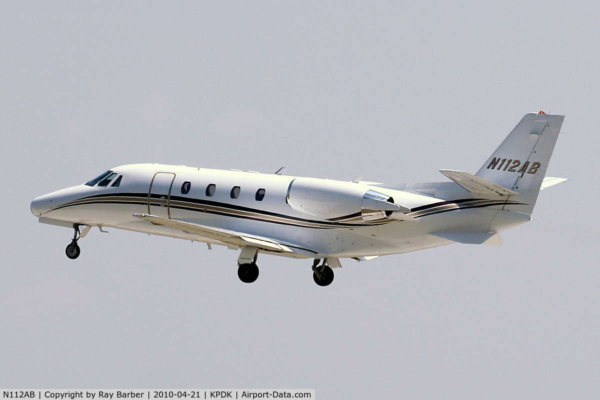 N112AB, 2004 Cessna 560XL C/N 560-5361, Cessna Citation Excel [560-5361] Atlanta-Dekalb Peachtree~N 21/04/2010.