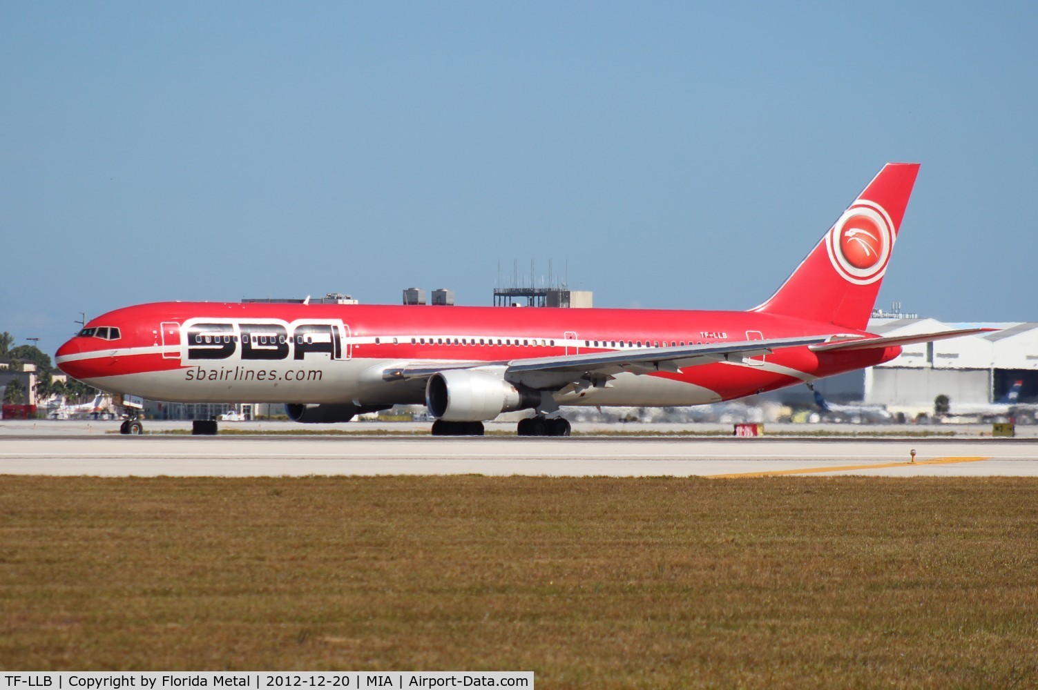 TF-LLB, 1991 Boeing 767-3Y0/ER C/N 25000, Santa Barbara 767-300