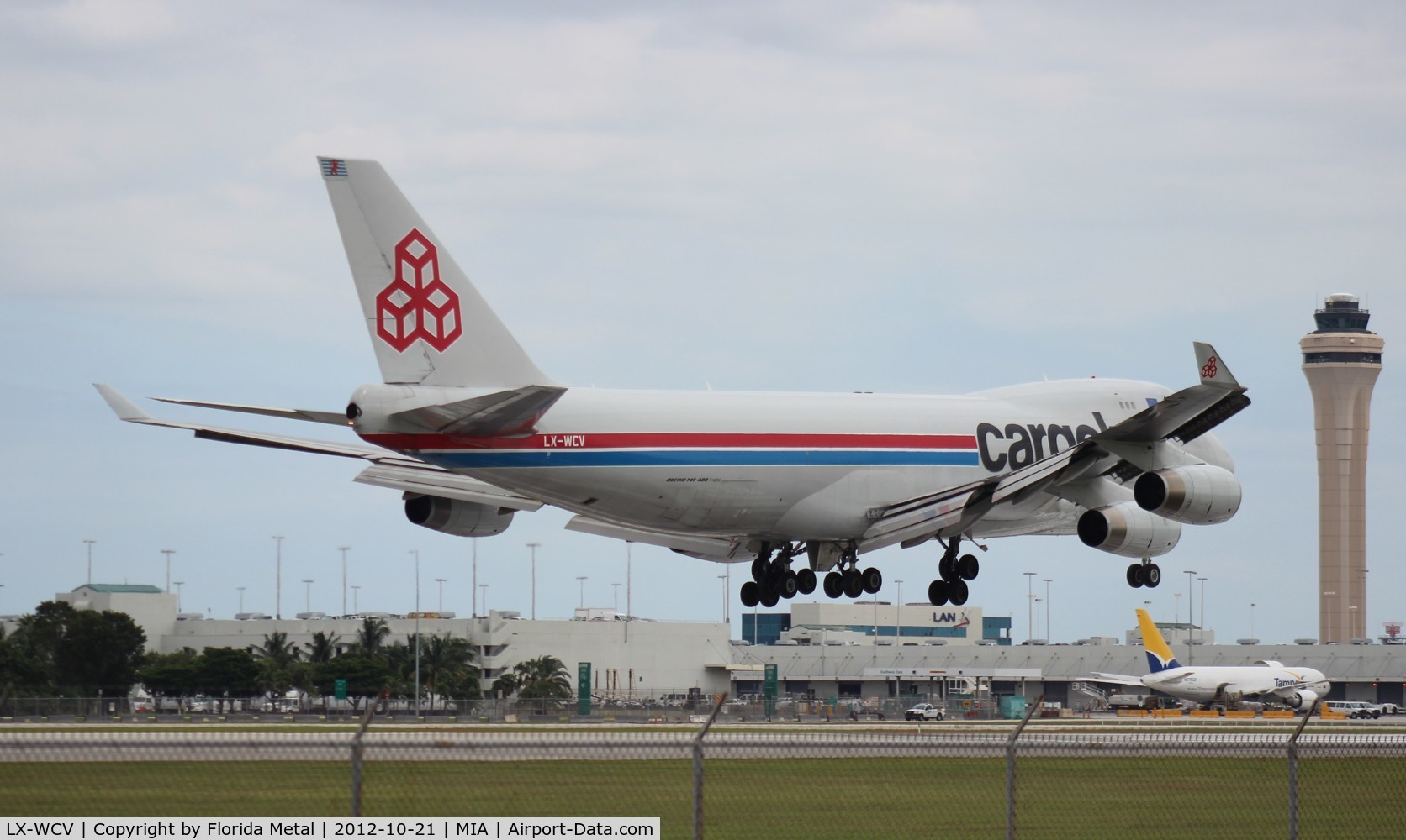 LX-WCV, 2007 Boeing 747-4R7F C/N 35804, Cargolux 747-400