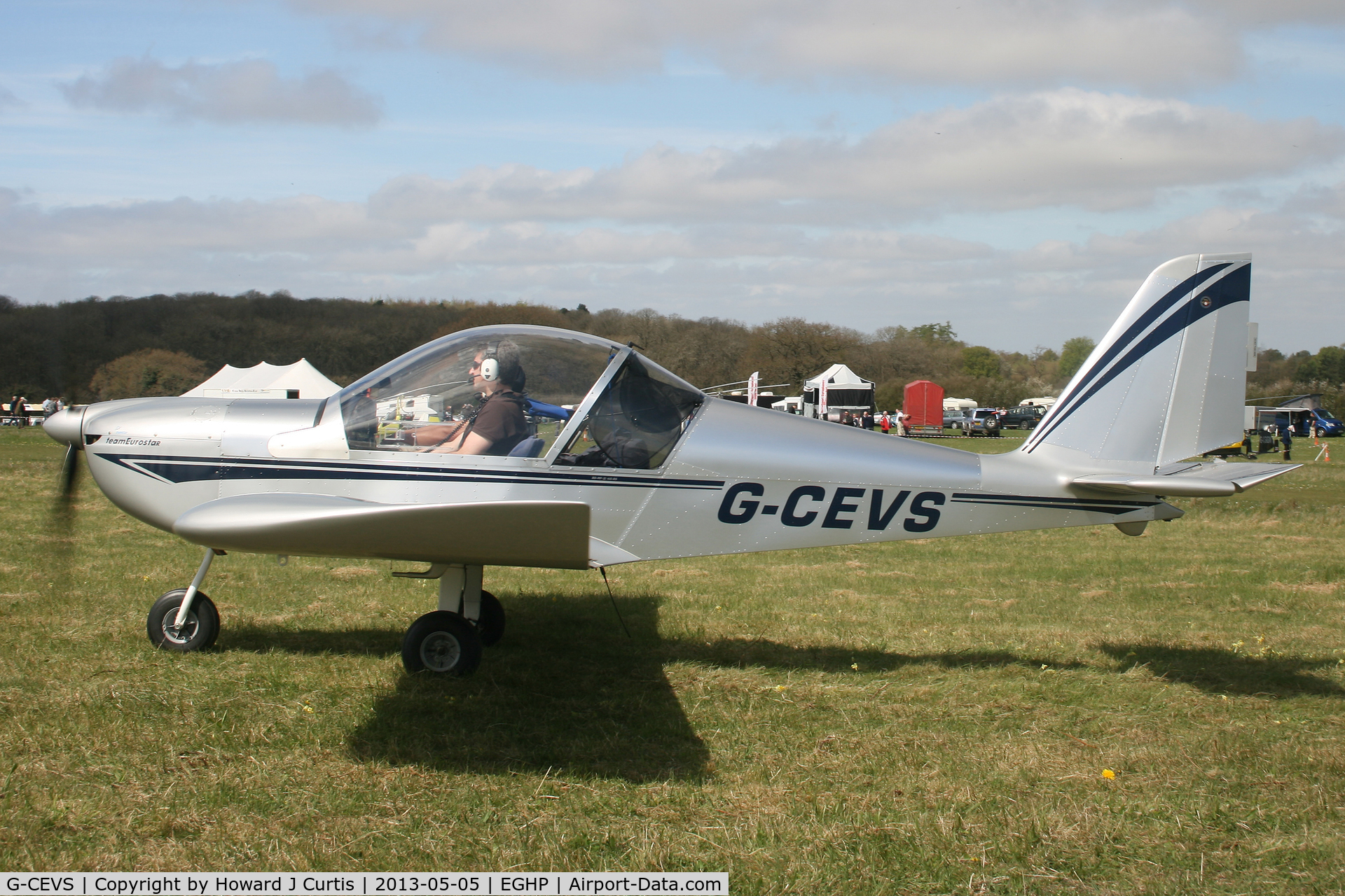 G-CEVS, 2007 Cosmik EV-97 TeamEurostar UK C/N 3102, Privately owned. At the Microlight Trade Fair.