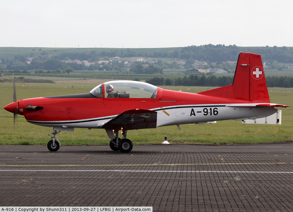 A-916, 1983 Pilatus PC-7 Turbo Trainer C/N 324, Participant of the Cognac AFB Spotter Day 2013