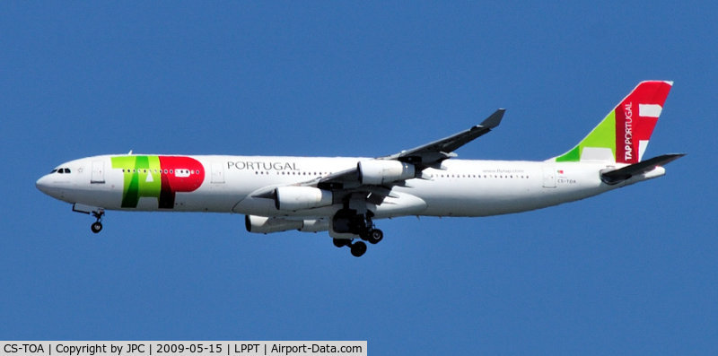 CS-TOA, 1994 Airbus A340-312 C/N 041, For me, one of the most beautiful planes: the A340!