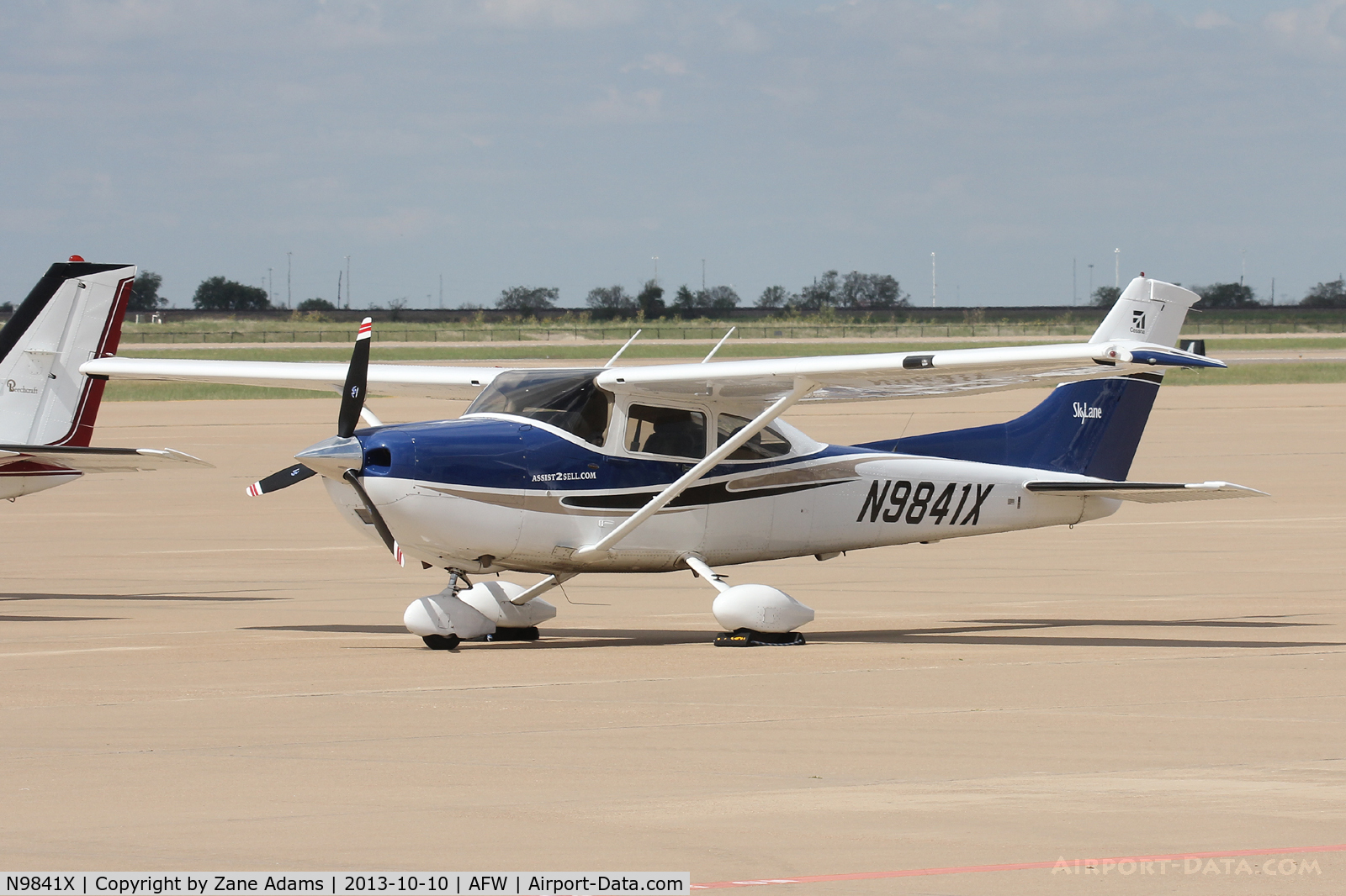 N9841X, 2004 Cessna 182T Skylane C/N 18281360, At Fort Worth Alliance Airport