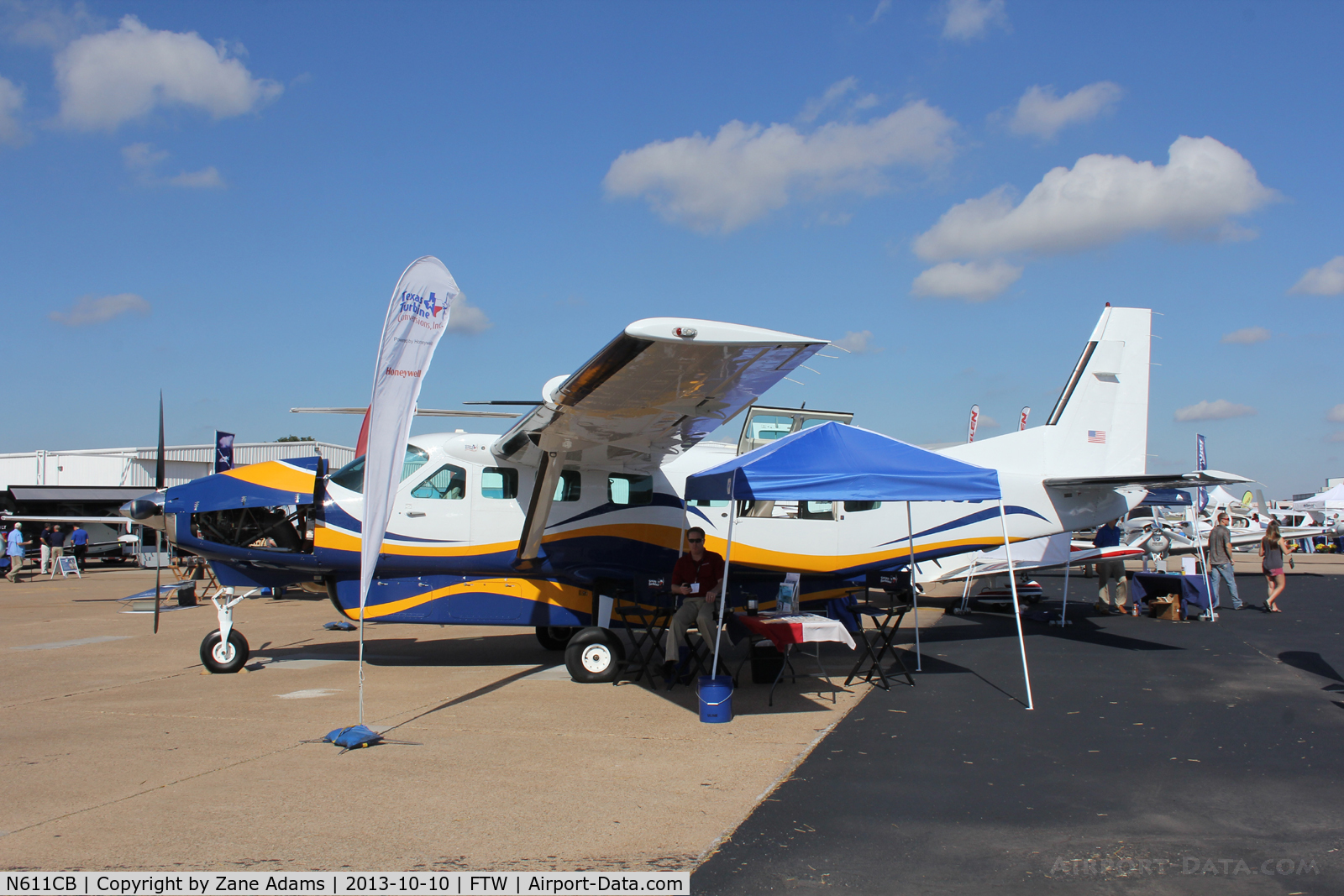 N611CB, 2004 Cessna 208B Grand Caravan C/N 208B1092, AOPA Airportfest 2013 at Meacham Field - Fort Worth, TX