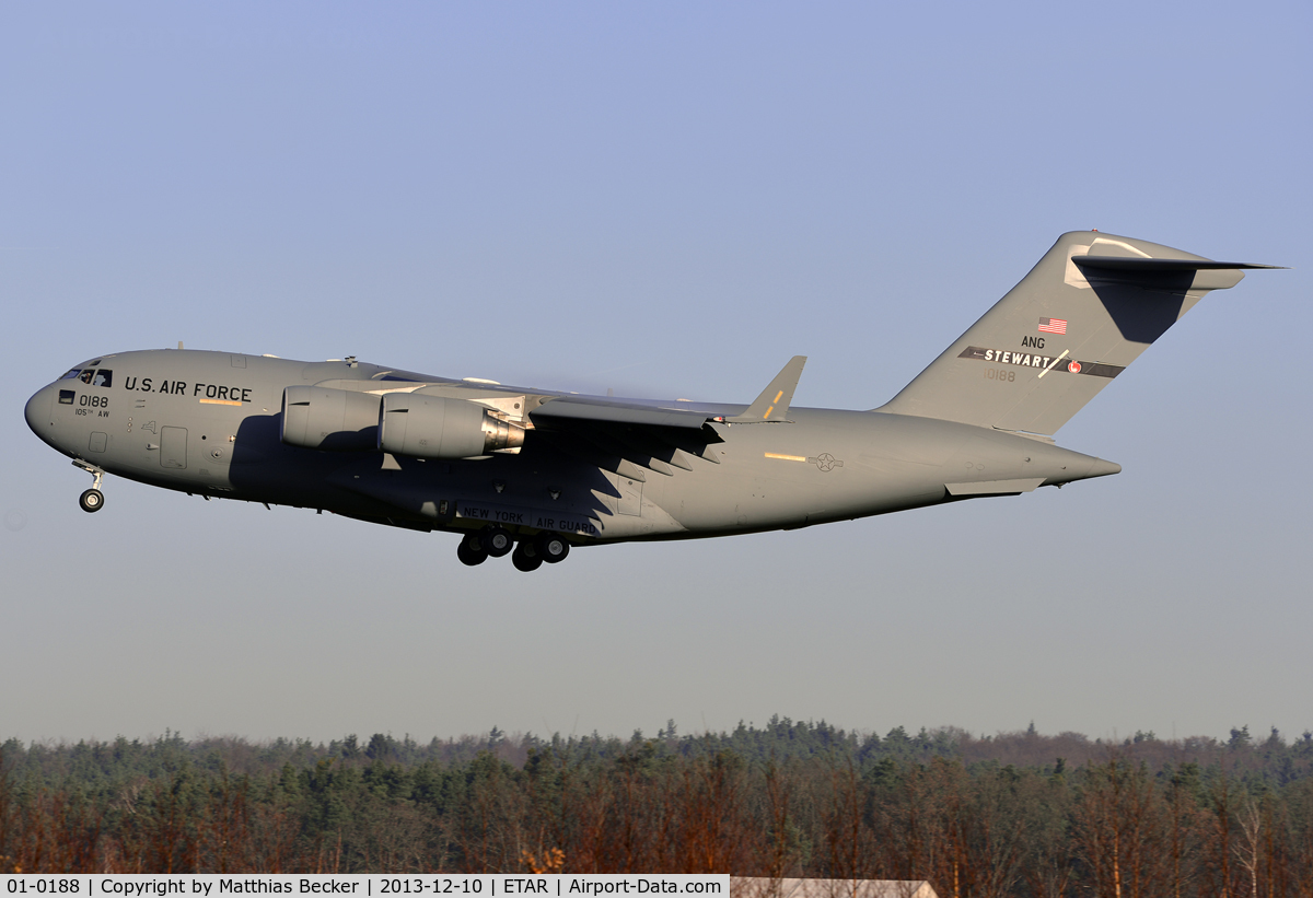 01-0188, 2001 Boeing C-17A Globemaster III C/N P-88, 01-0188