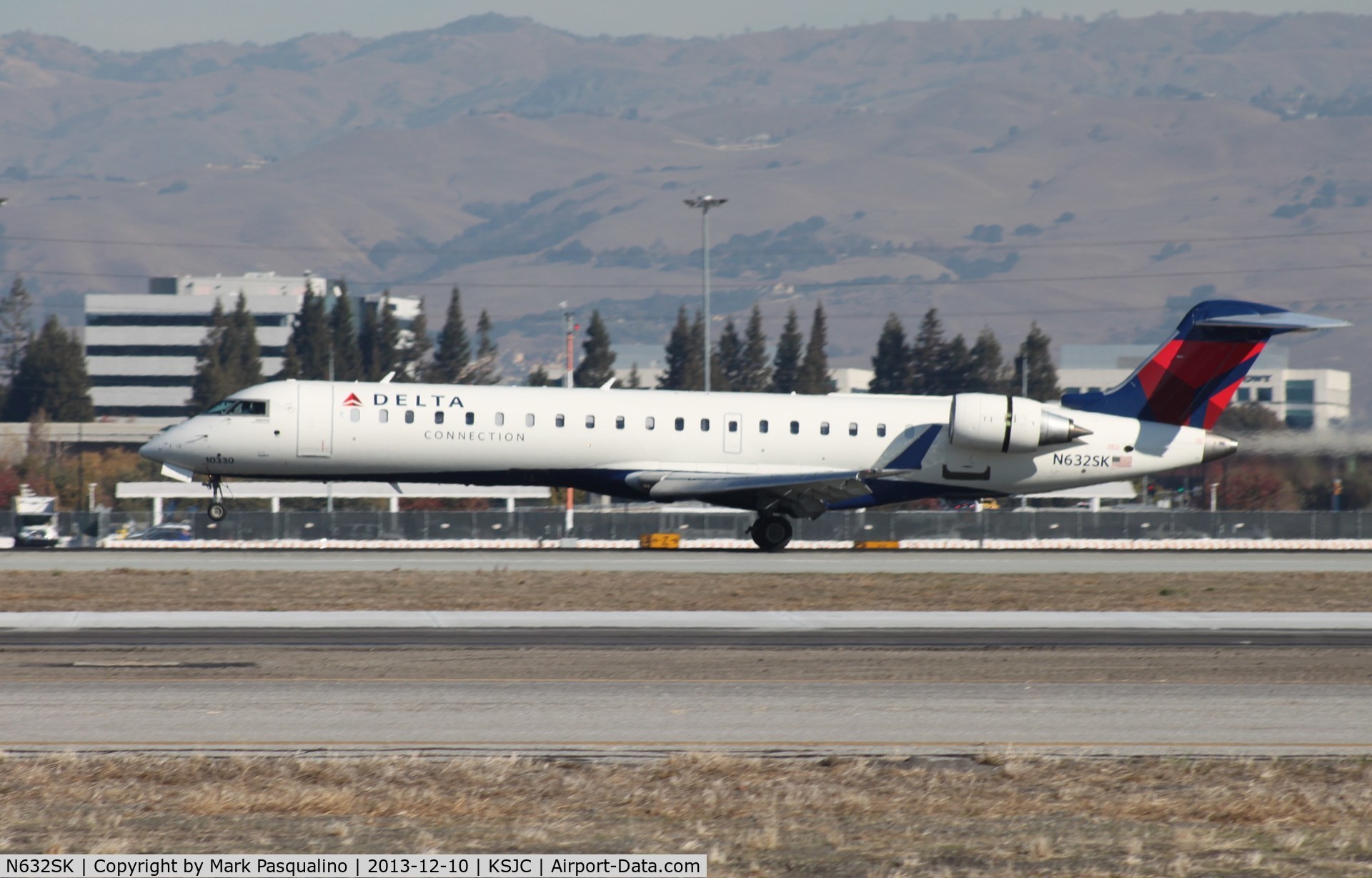 N632SK, Bombardier CRJ-702 (CL-600-2C10) Regional Jet C/N 10330, CL-600-2C10