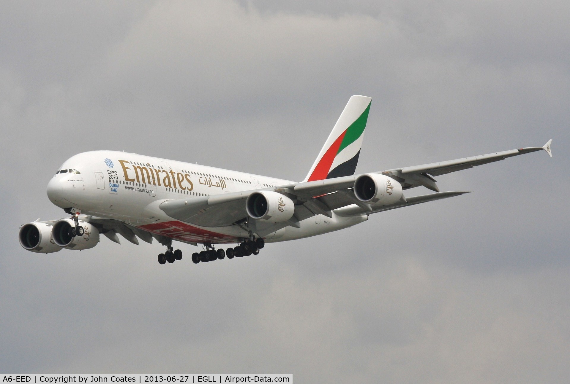 A6-EED, 2012 Airbus A380-861 C/N 111, On approach to 27L - Expo 2020 Dubai logos
