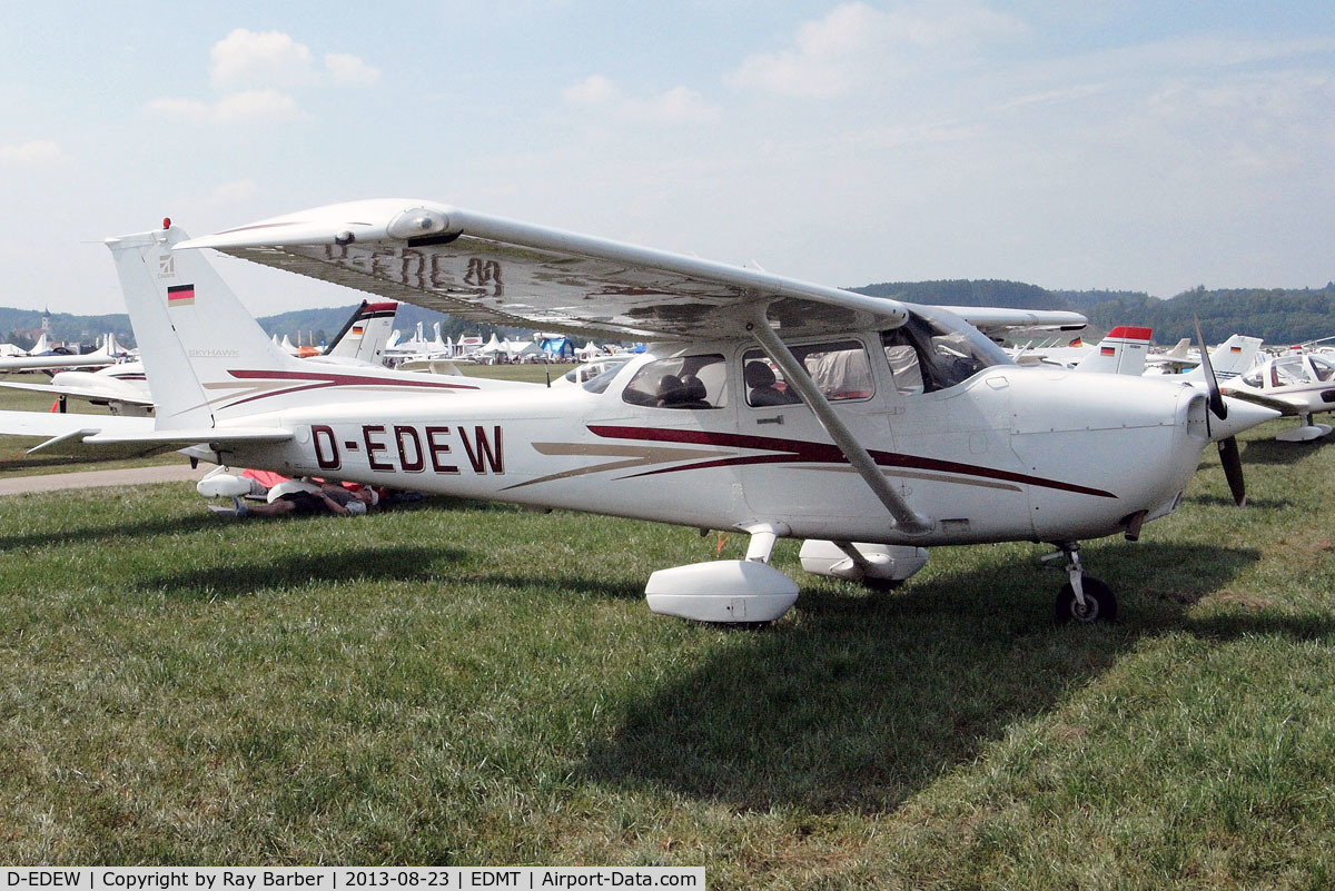 D-EDEW, 2005 Cessna 172R C/N 17281237, Cessna 172R Skyhawk [172-81237] Tannheim~D 23/08/2013