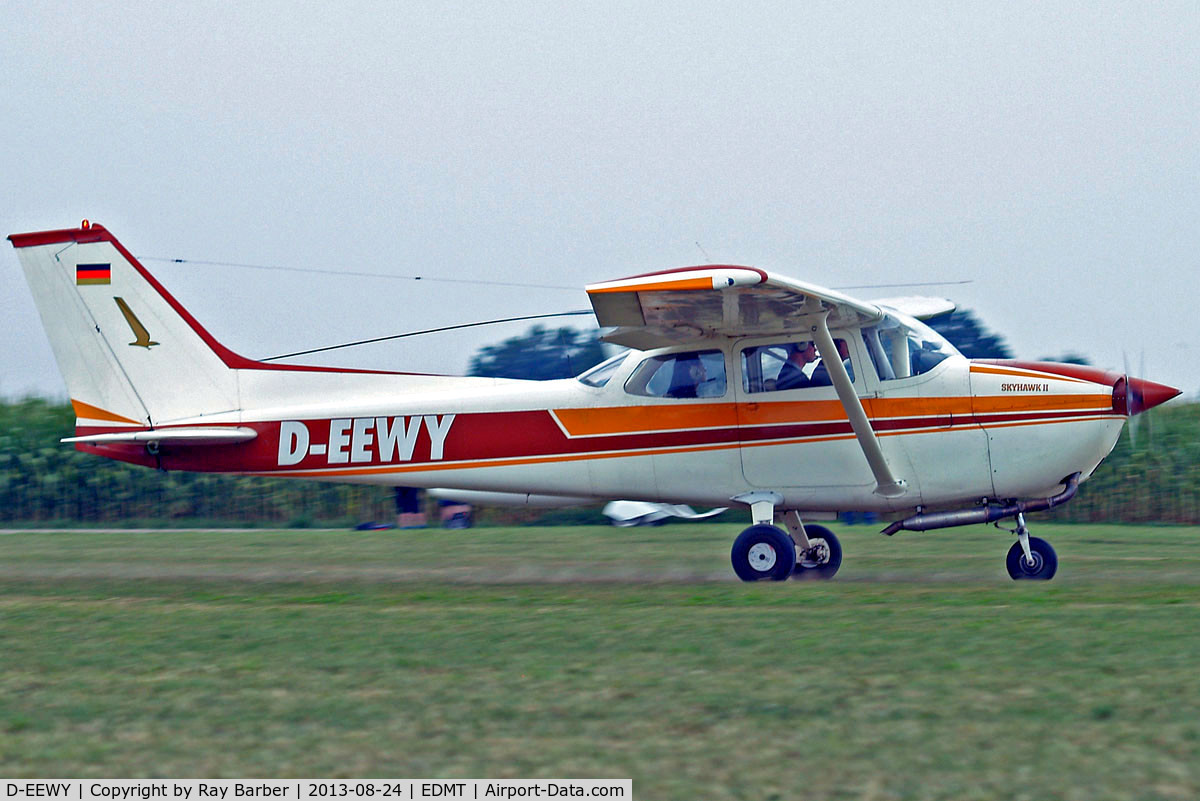 D-EEWY, Reims F172M ll Skyhawk C/N 0956, R/Cessna F.172M Skyhawk [0956] Tannheim~D 24/08/2013