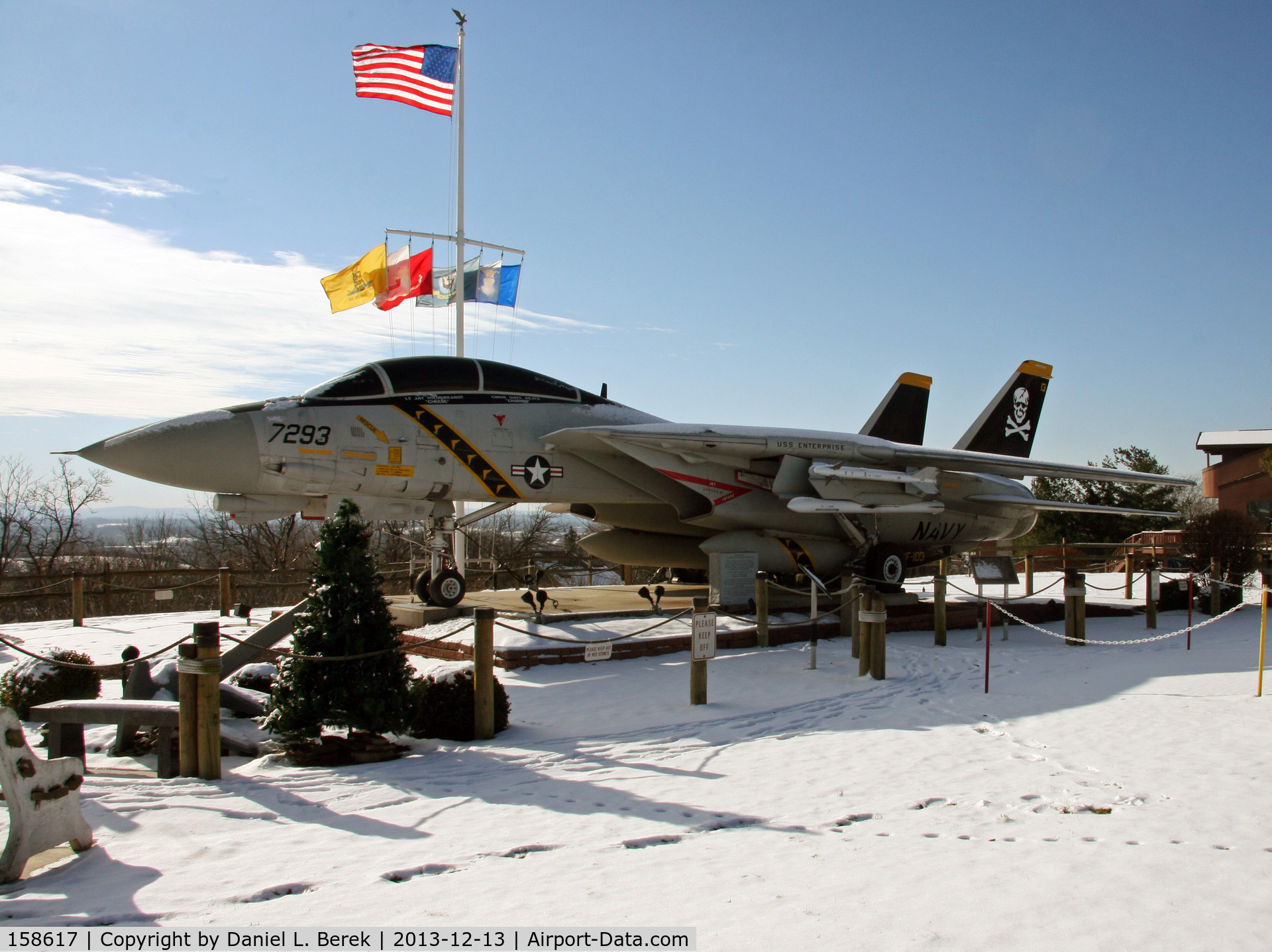 158617, Grumman F-14A Tomcat C/N 18, This fine Tomcat is on display at the VFW Post 7293, Whitehall, PA.