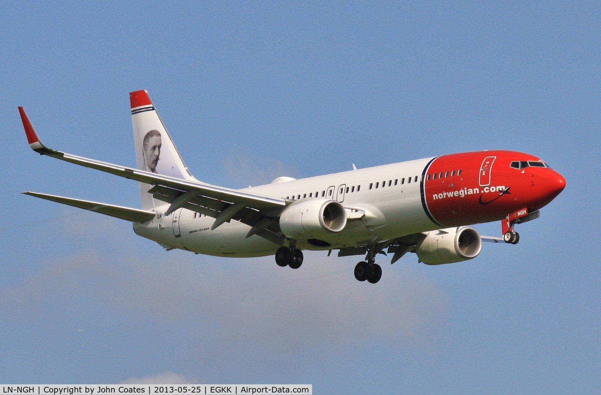 LN-NGH, 2012 Boeing 737-8JP C/N 39019, On approach to 08R