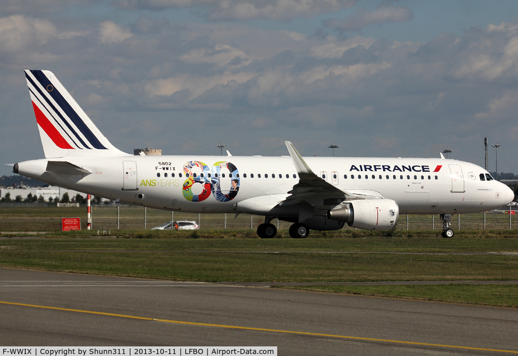 F-WWIX, 2013 Airbus A320-214 C/N 5802, C/n 5802 - To be F-HEPG with additional special 80th anniversary logo