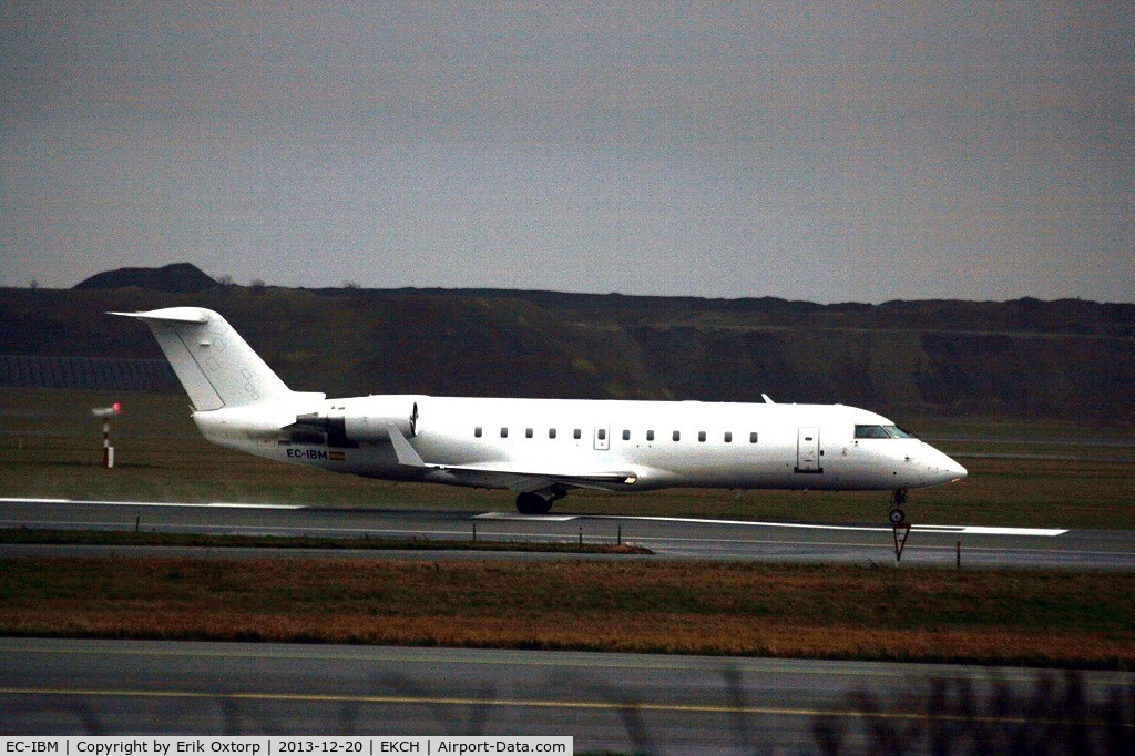 EC-IBM, 2001 Bombardier CRJ-200ER (CL-600-2B19) C/N 7591, EC-IBM, all White, operated by Cimber on behalf of SAS deprting as SK763 to WRO.