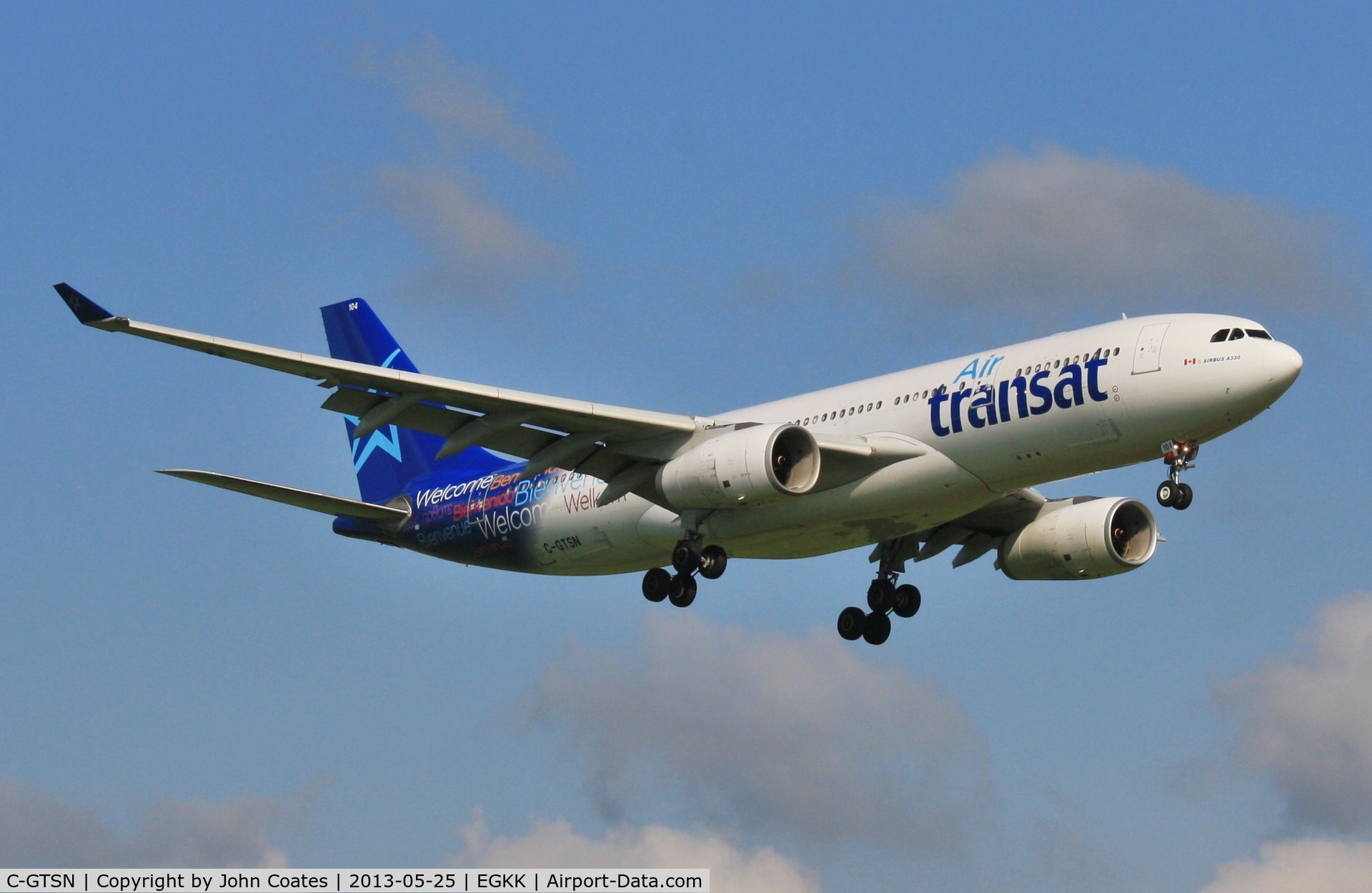 C-GTSN, 2000 Airbus A330-243 C/N 369, On approach to 08R