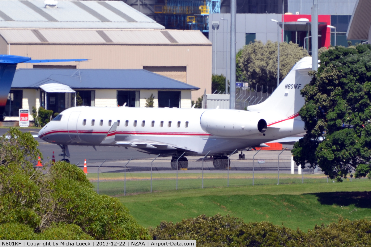 N801KF, 2000 Bombardier BD-700-1A10 Global Express C/N 9073, At Auckland