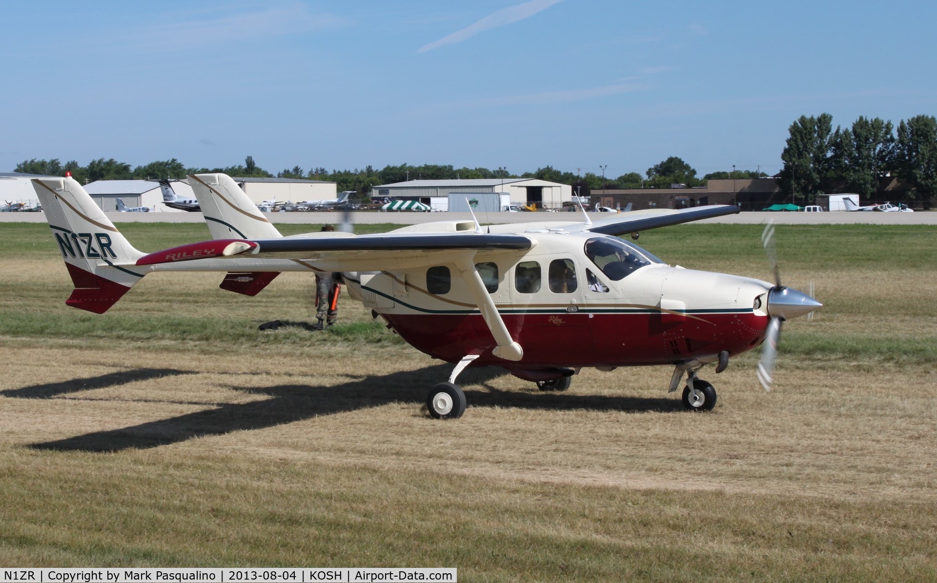 N1ZR, 1977 Cessna T337G Turbo Super Skymaster C/N P3370275, Cessna T337G