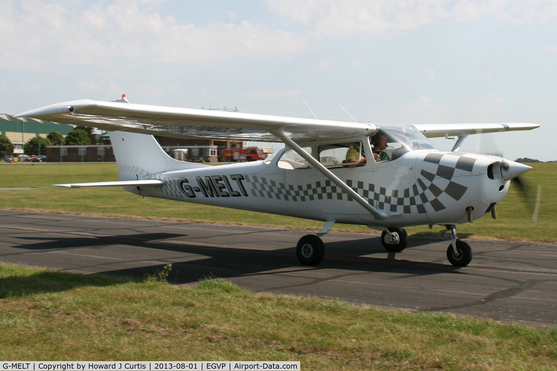 G-MELT, 1969 Reims F172H Skyhawk C/N 0580, Privately owned.
