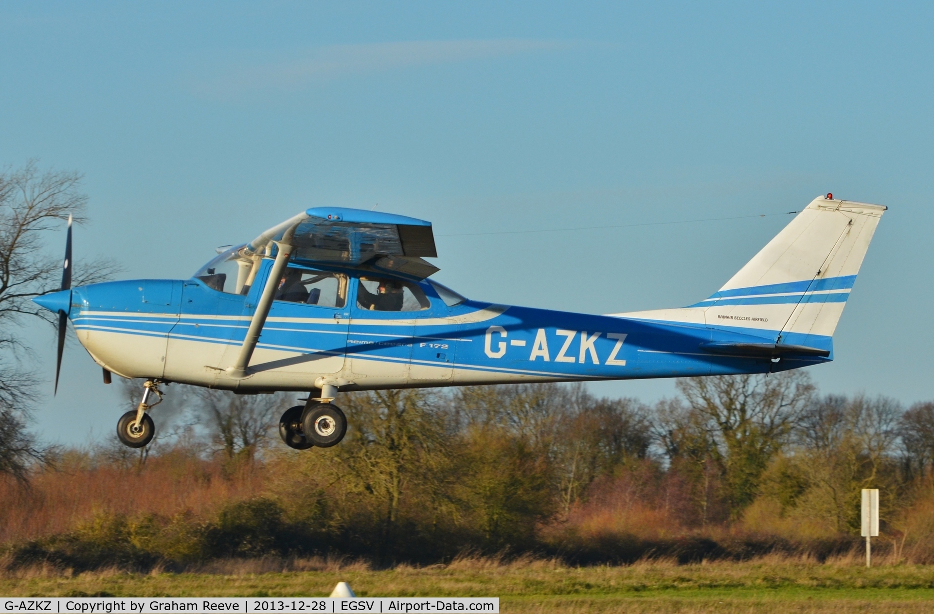 G-AZKZ, 1972 Reims F172L Skyhawk C/N 0814, Just airbourne.