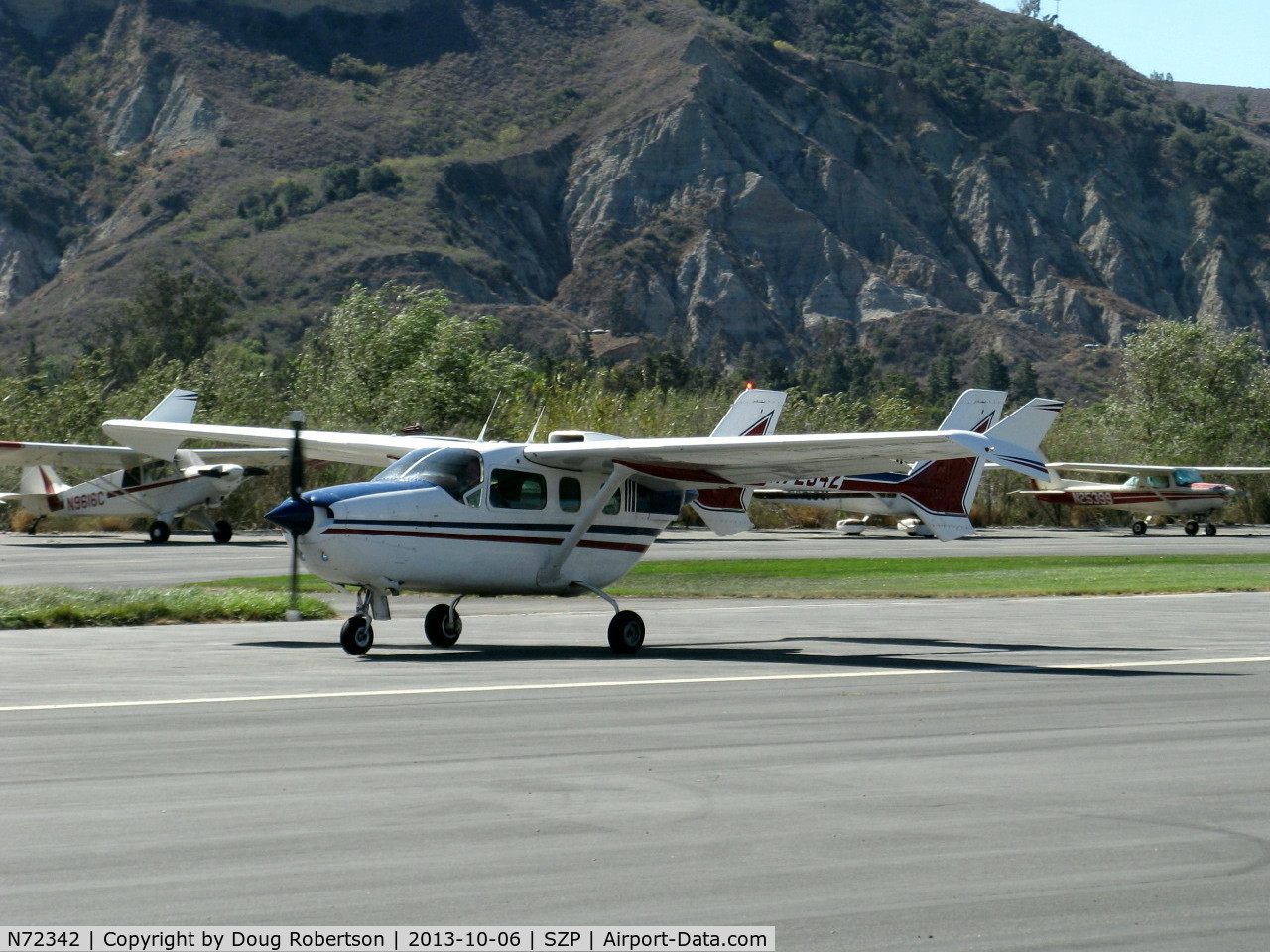 N72342, 1973 Cessna 337G Super Skymaster C/N 33701567, 1973 Cessna 337G SUPER SKYMASTER, two Continental IO-360 220 Hp each, landing roll Rwy 04