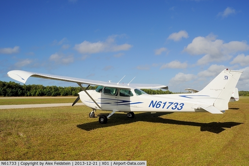 N61733, 1975 Cessna 172M C/N 17264760, Everglades Airpark in Southwest Florida