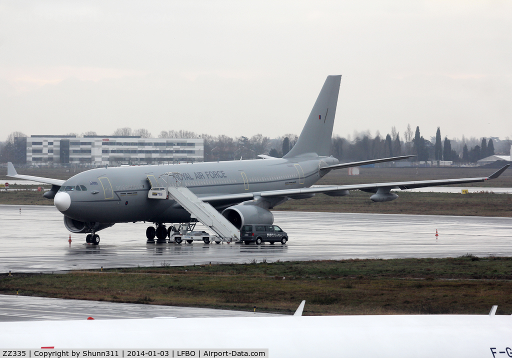 ZZ335, 2012 Airbus KC2 Voyager (A330-243MRTT) C/N 1334, Parked at the Cargo apron...